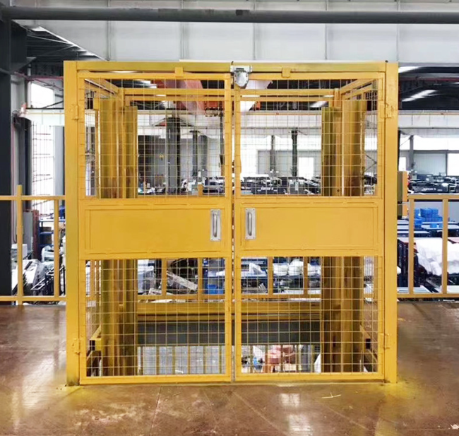 诏安智能导轨式升降机亮相