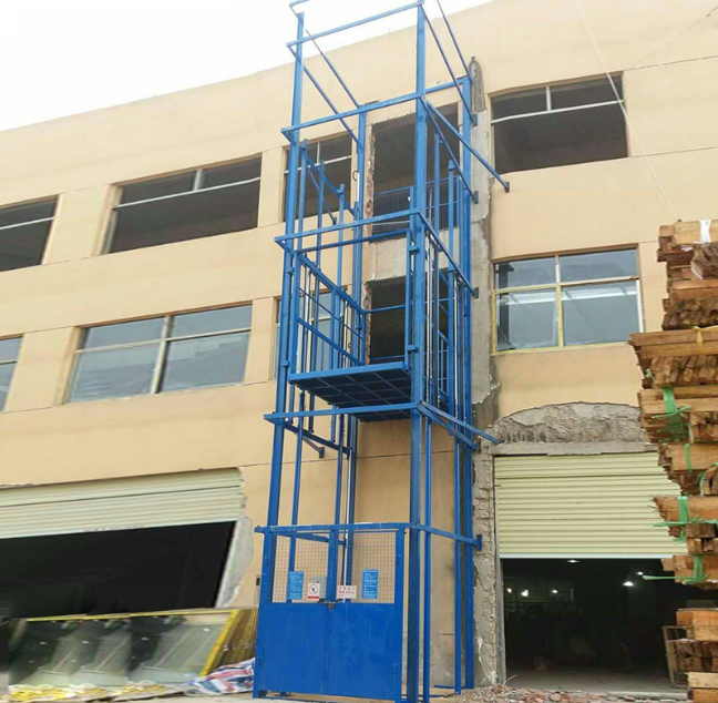 诏安建材厂室外物料提升