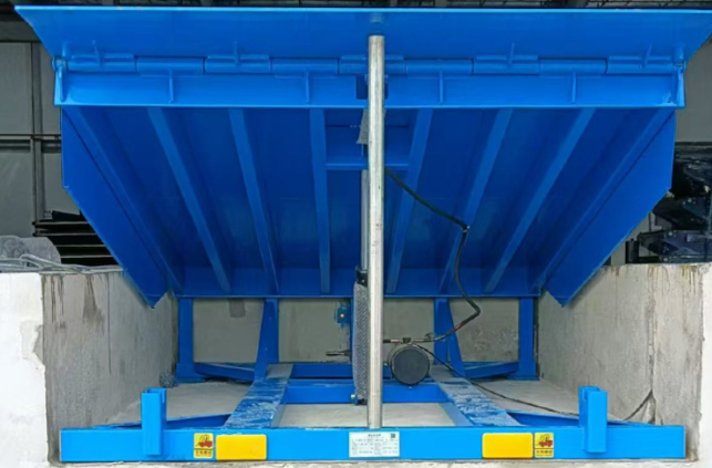 诏安固定式登车桥应用